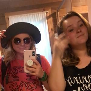 Meet your Posher, Amber